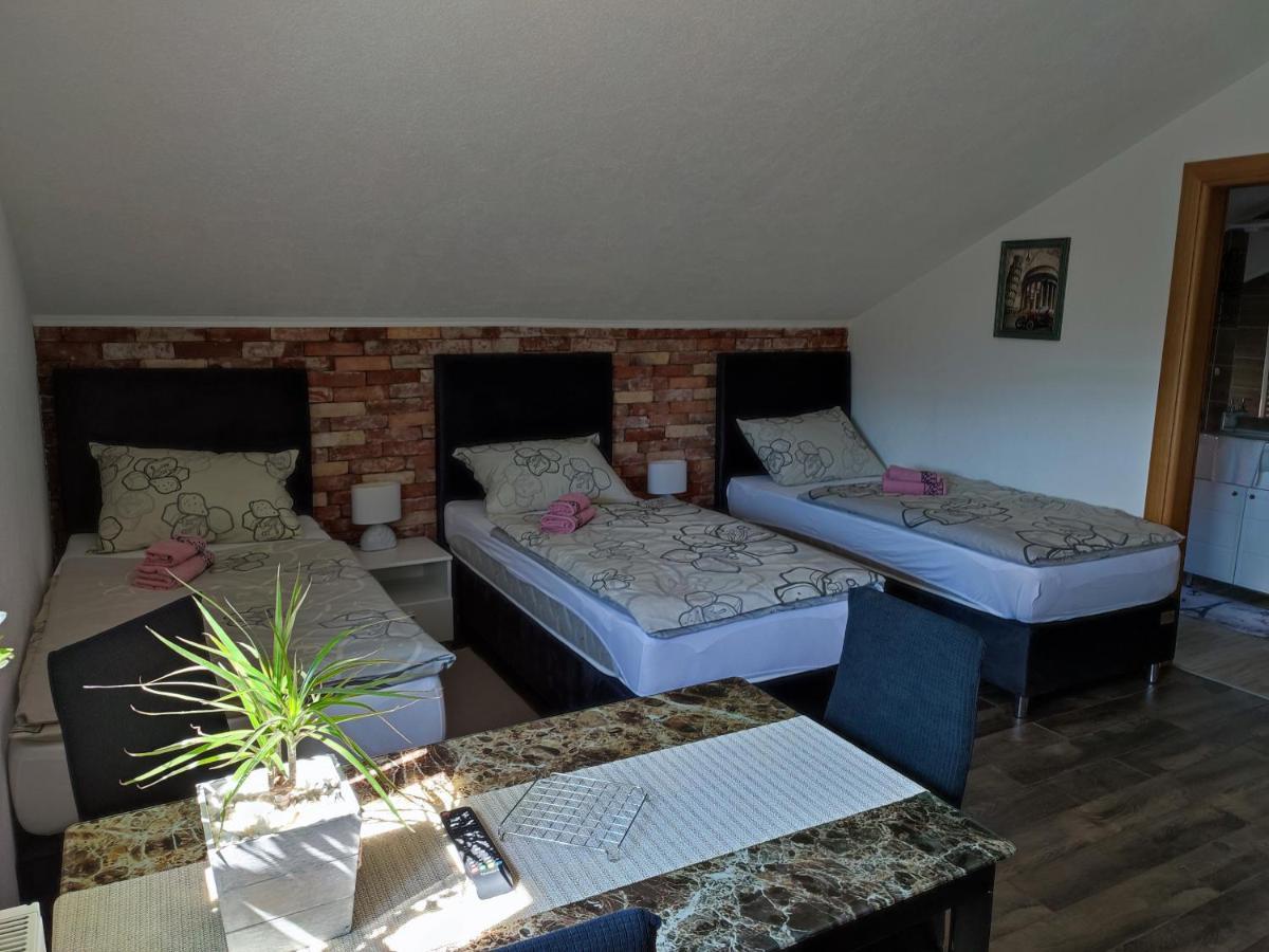 Apartman Toni Gracac  Bagian luar foto