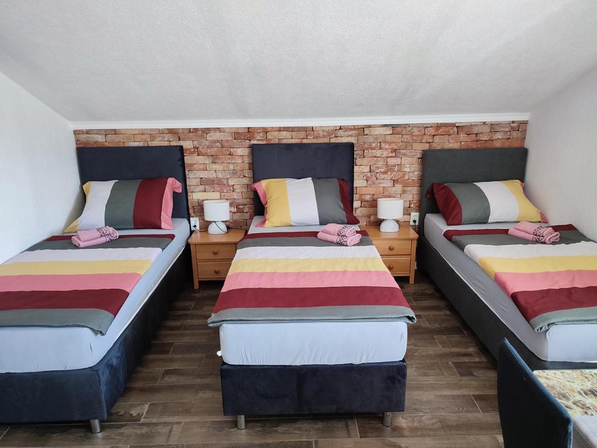 Apartman Toni Gracac  Bagian luar foto