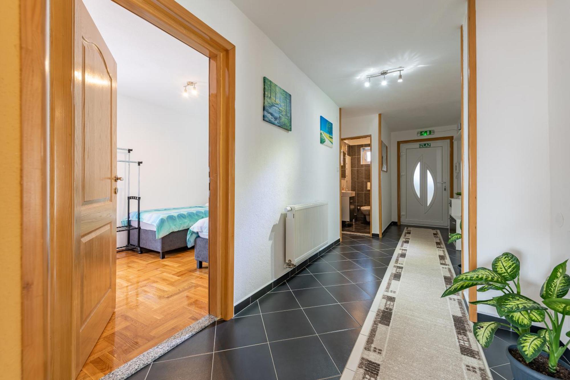 Apartman Toni Gracac  Bagian luar foto