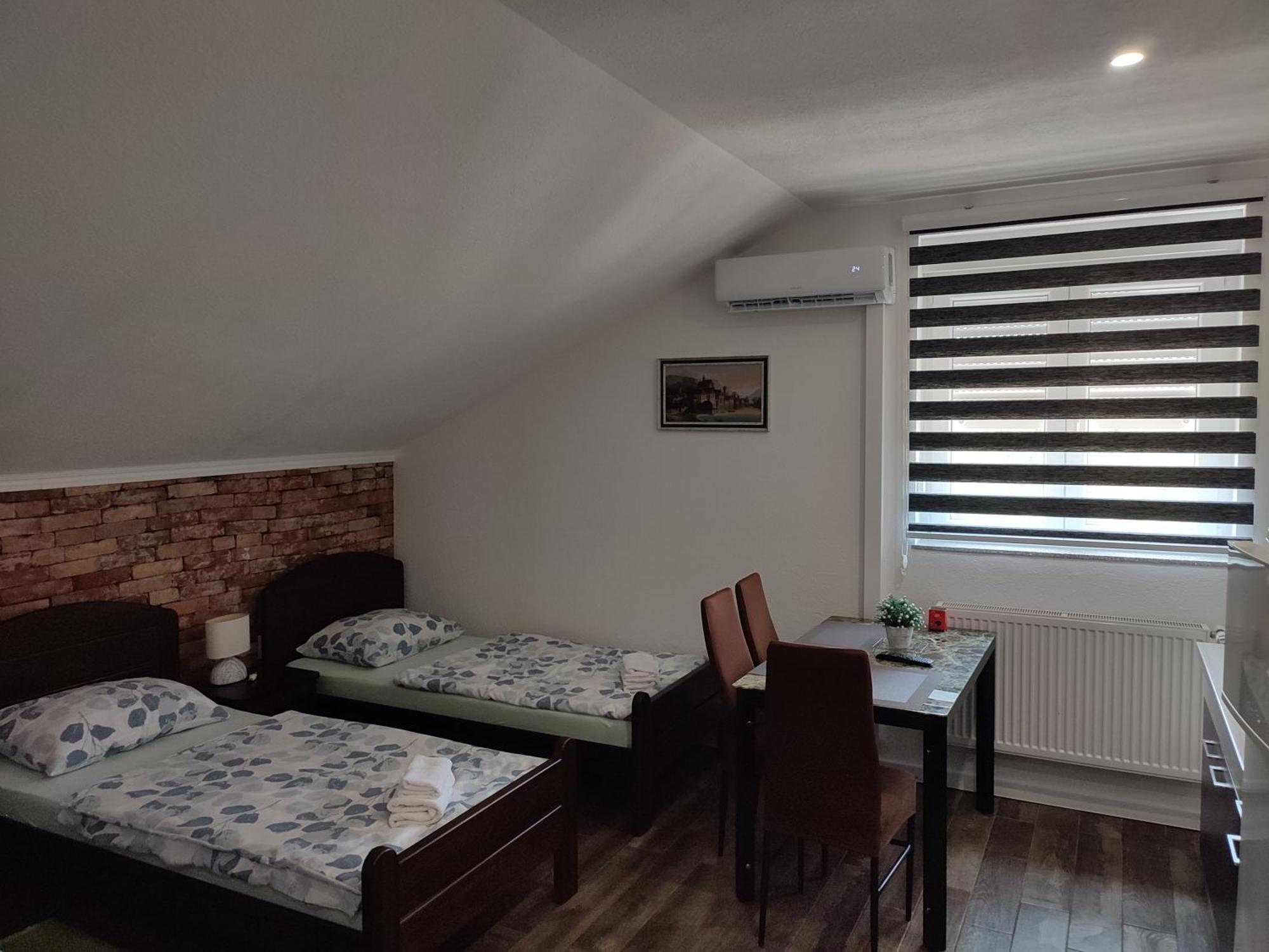Apartman Toni Gracac  Bagian luar foto