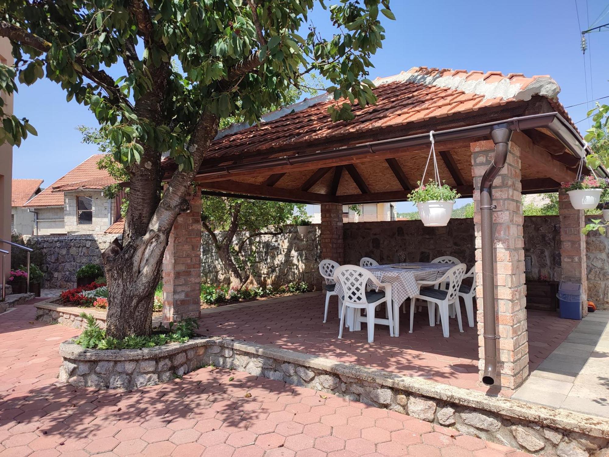 Apartman Toni Gracac  Bagian luar foto